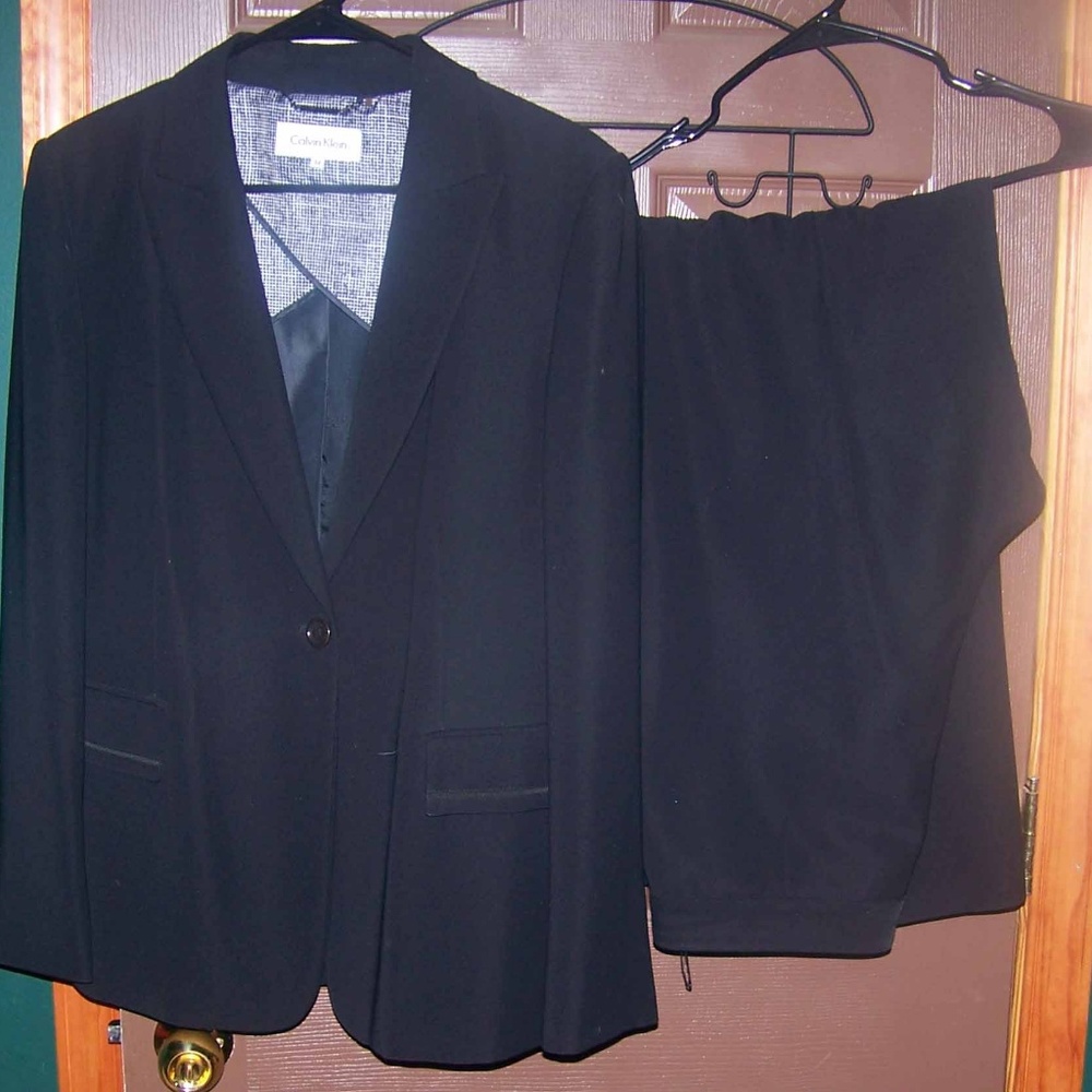Calvin Klein womens black pant suit